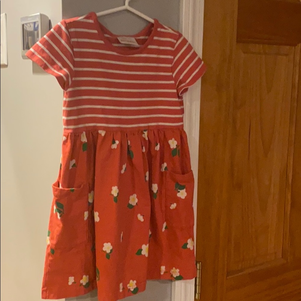 Girls dress
